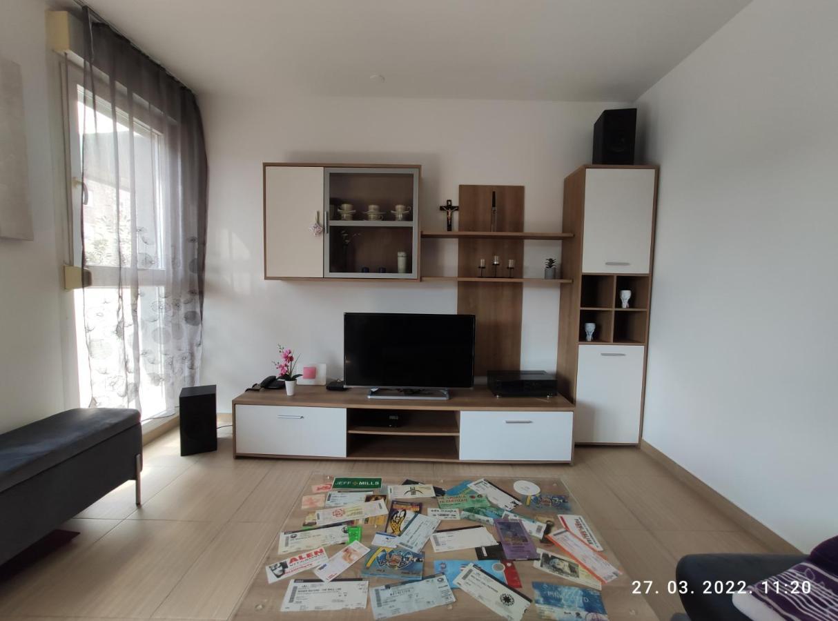 דירות ספליט Apartman Antonela With Free Garage Parking מראה חיצוני תמונה