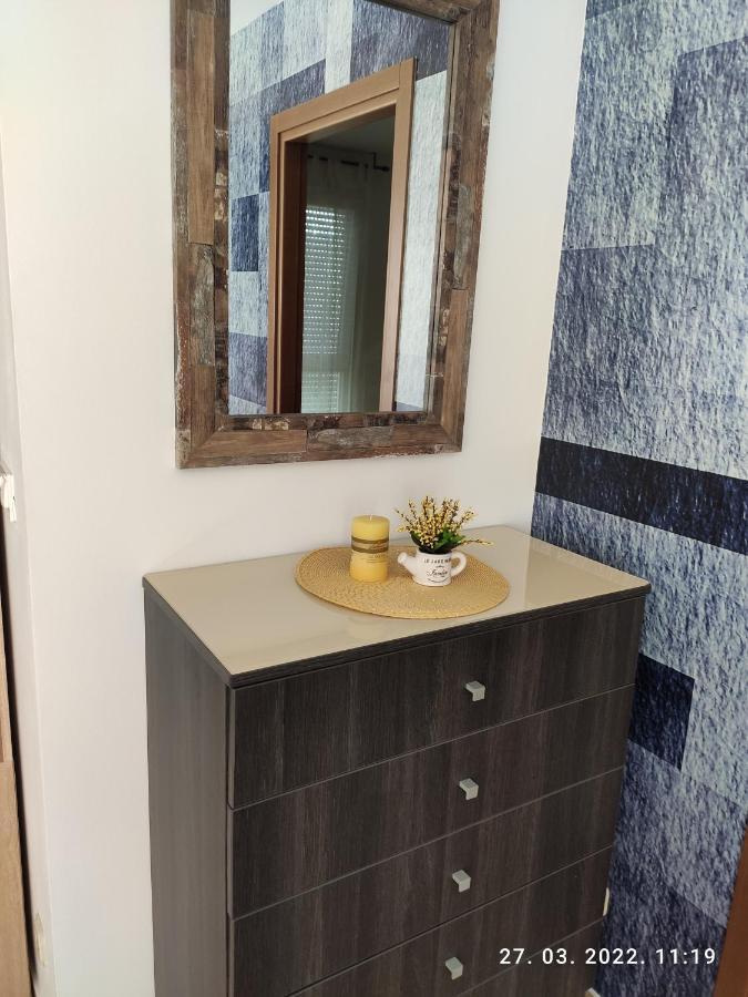 דירות ספליט Apartman Antonela With Free Garage Parking מראה חיצוני תמונה