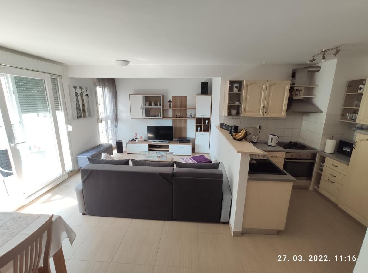 דירות ספליט Apartman Antonela With Free Garage Parking מראה חיצוני תמונה